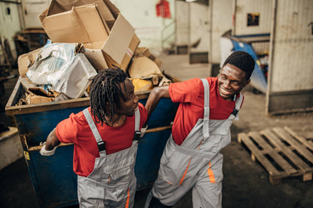 Best Commercial Junk Removal  in St Matthews, SC
